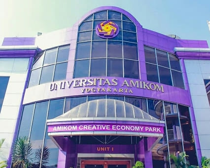 Memulai Perjalanan Baru di Amikom!